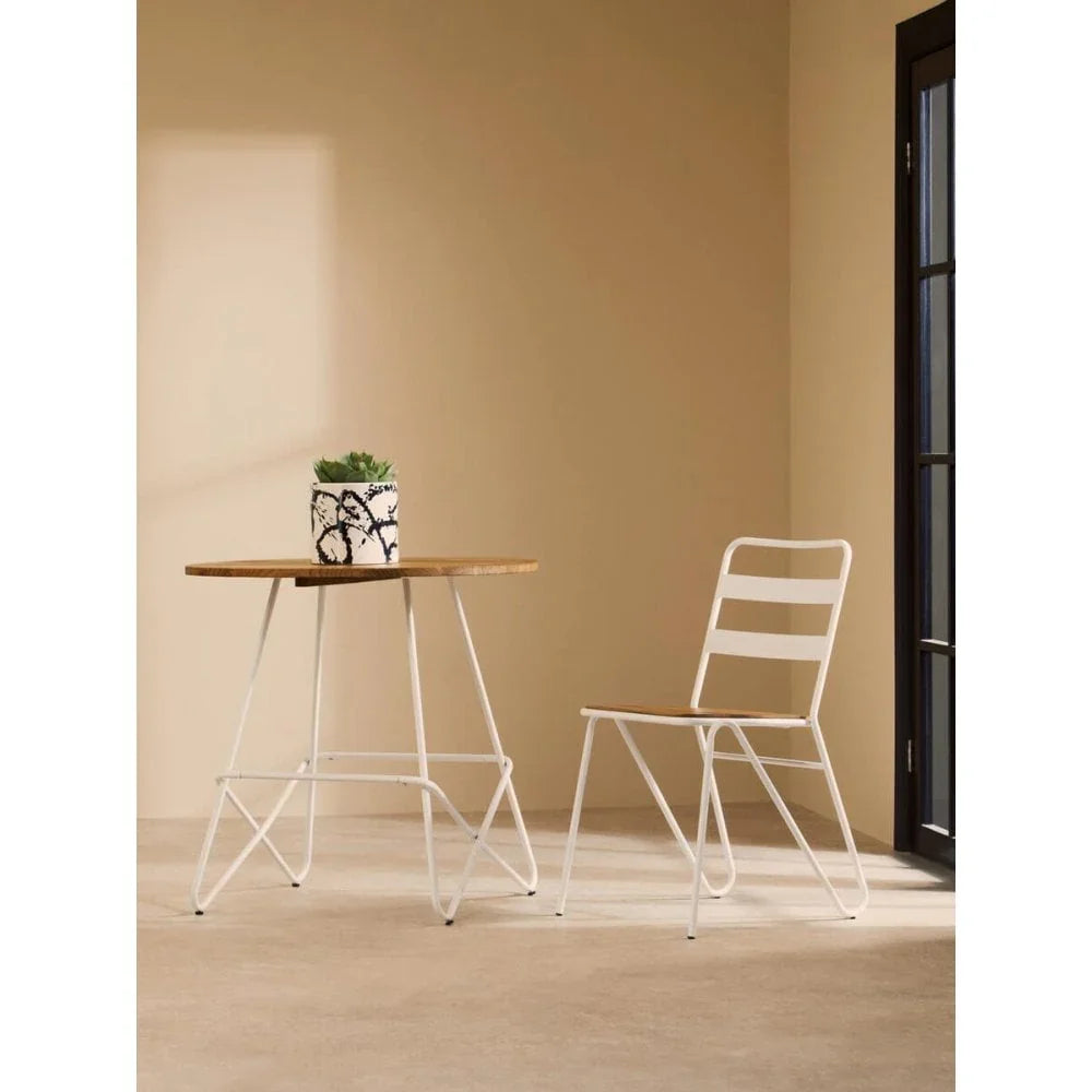 Diston White Round Table