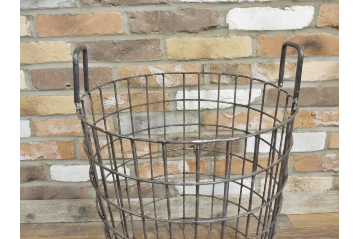 Basket / Table - 4772