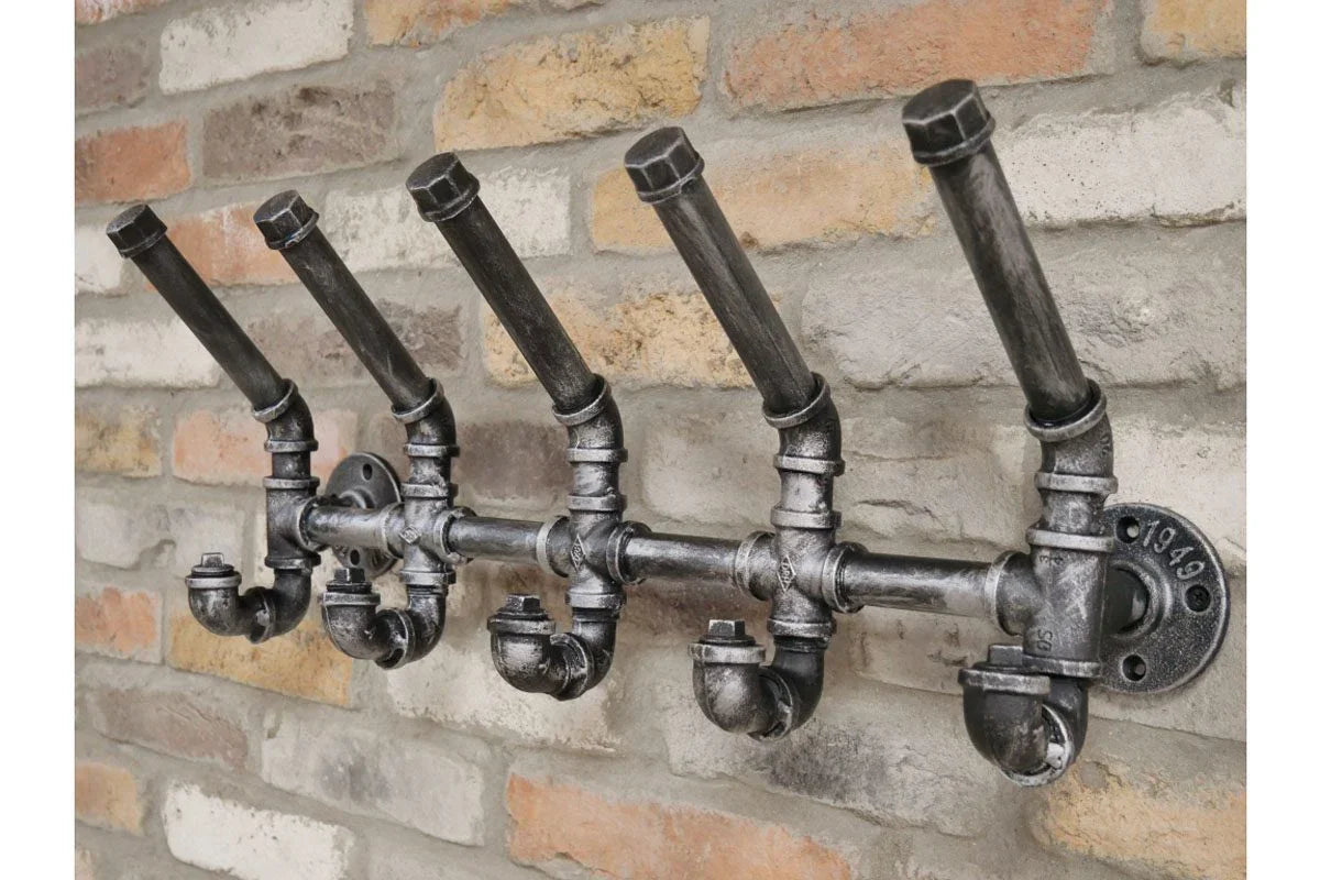 Pipe Coat Hook