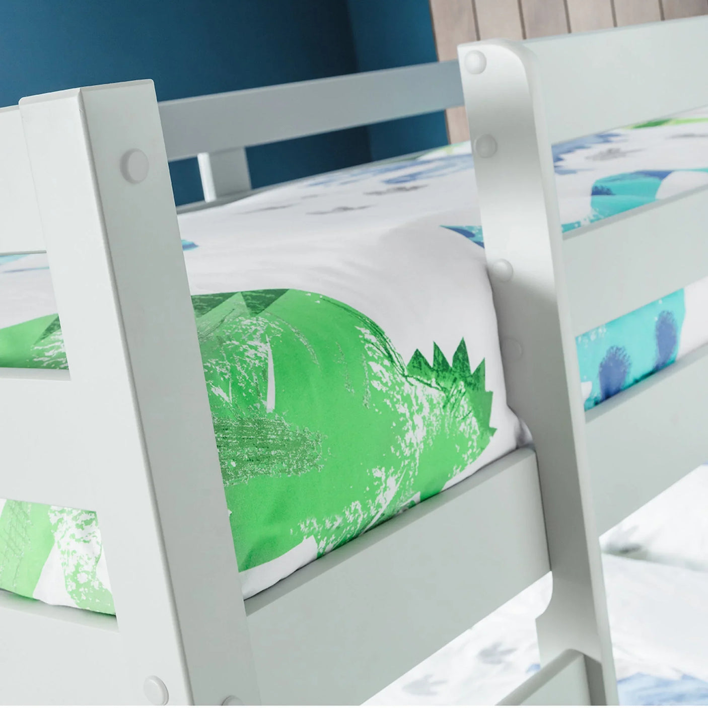 Camden Bunk - Black - CAM605