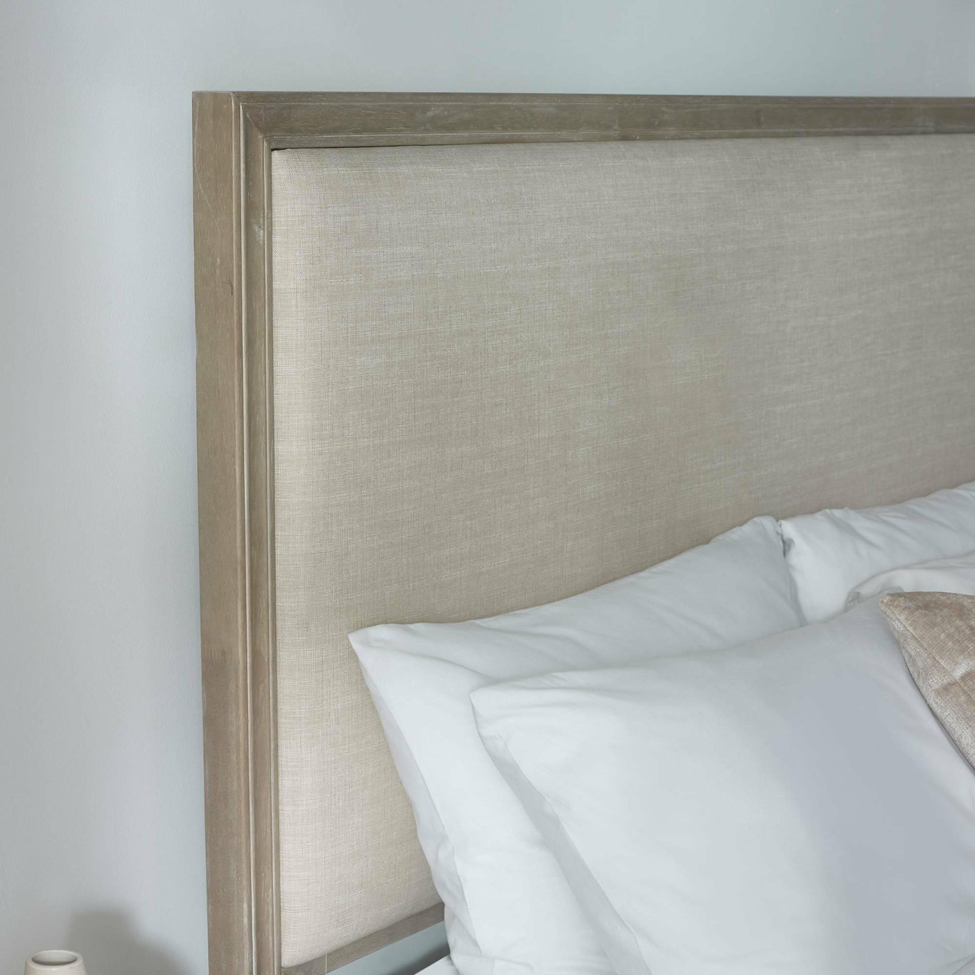 Lucie Bed - Ivory / Double - LUC101