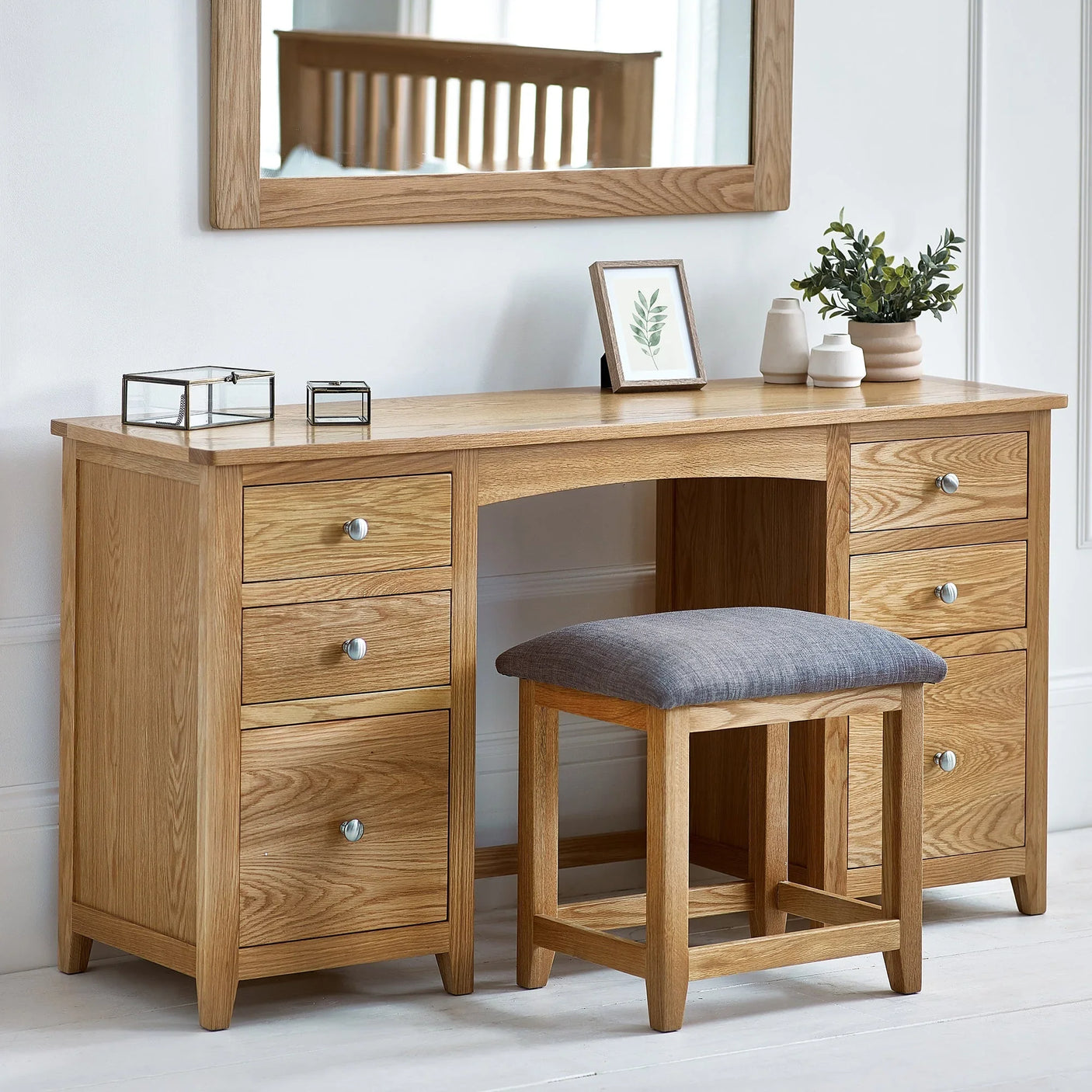 Mallory Twin Dressing Table And Stool - Light Brown - MAL258