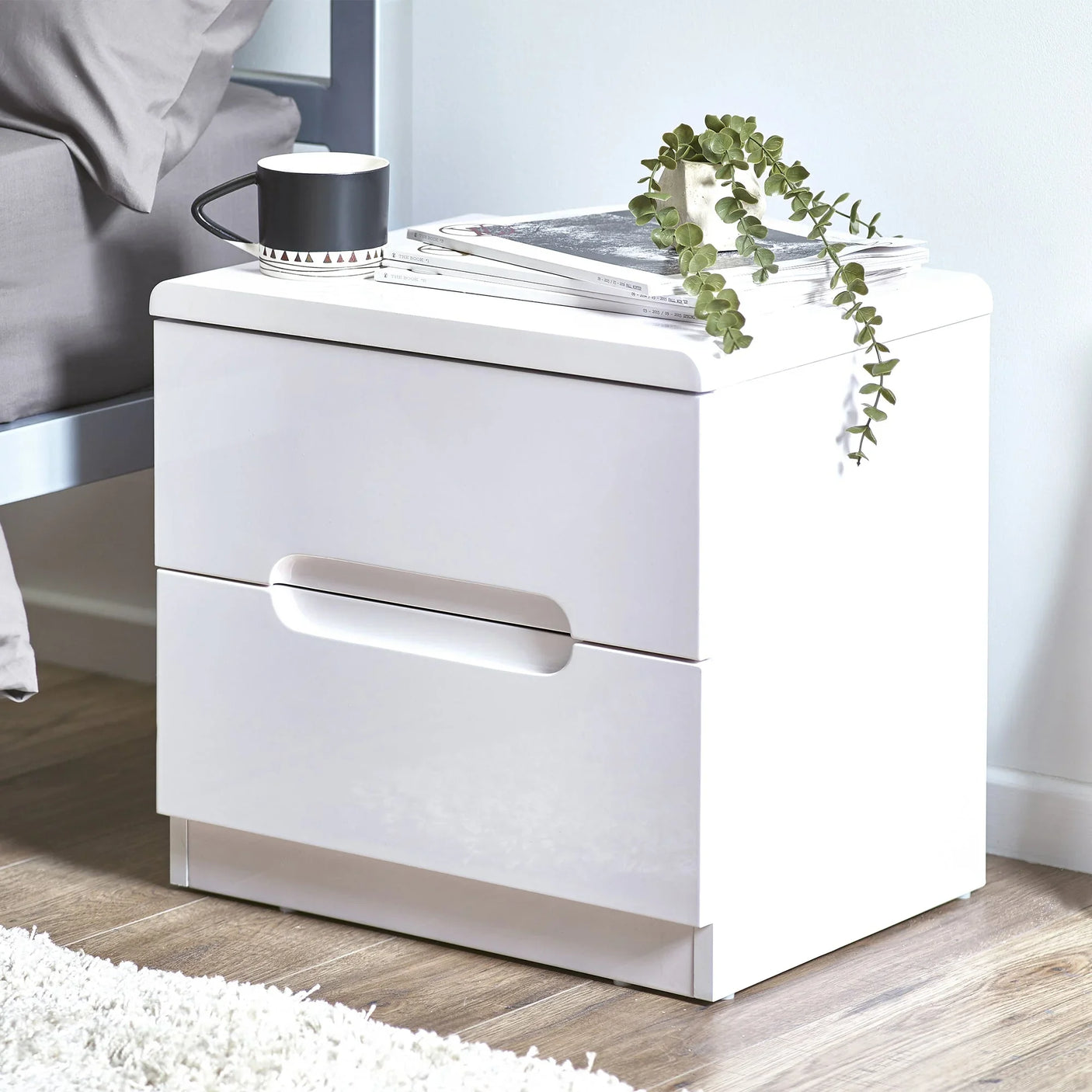 Manhattan 2 Drawer Bedside - White - MAN201