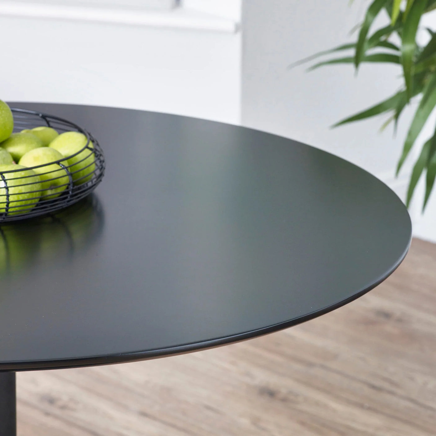 Nero Round Table - Black / 80cm - NER002