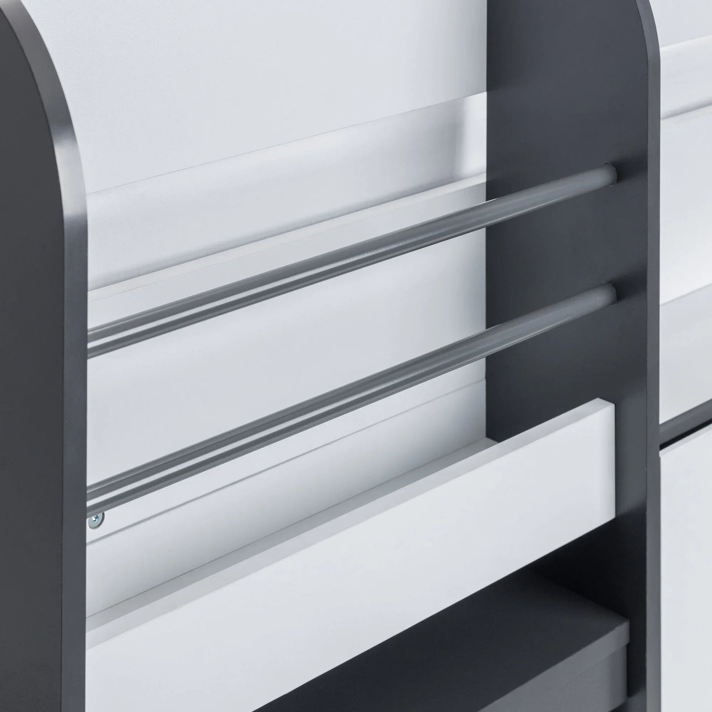 Saturn Midsleeper - Black - SAT401