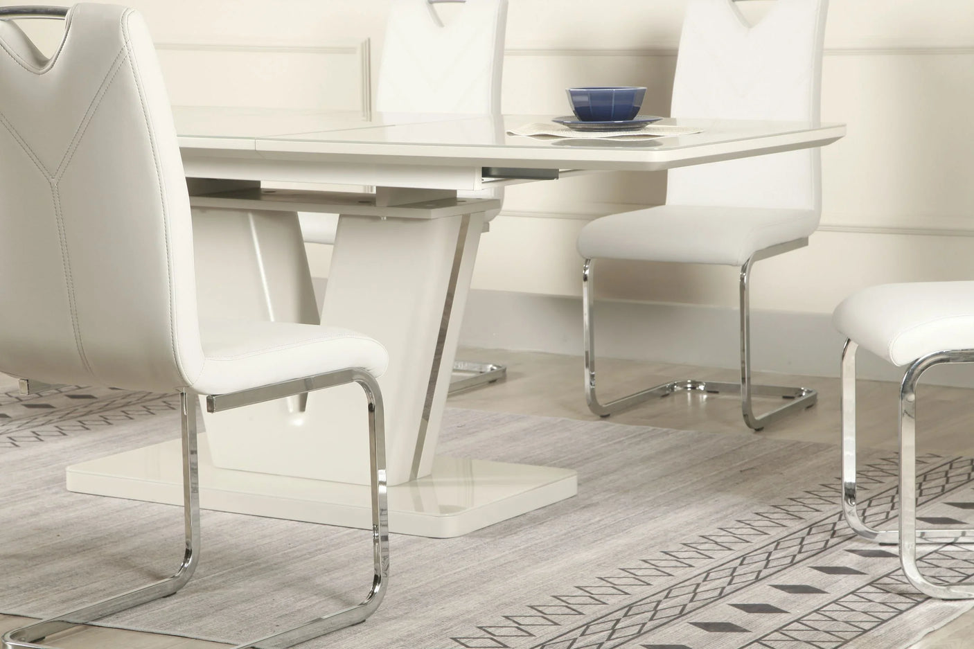 Vicenza Extension Table (light grey)