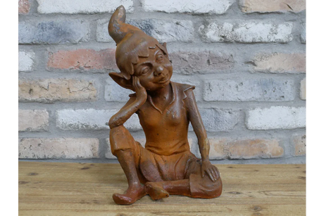 Rusty Cast Iron Elf - 11218
