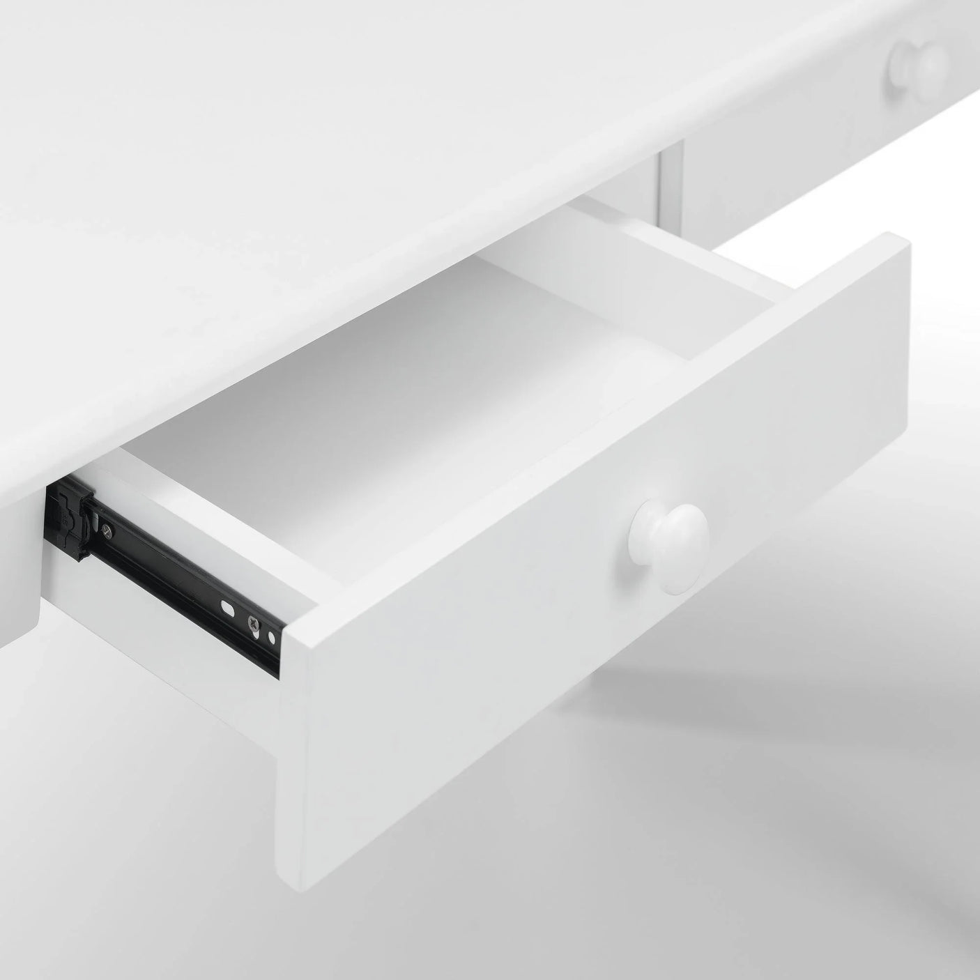 Carrington White Desk - White - CAR201